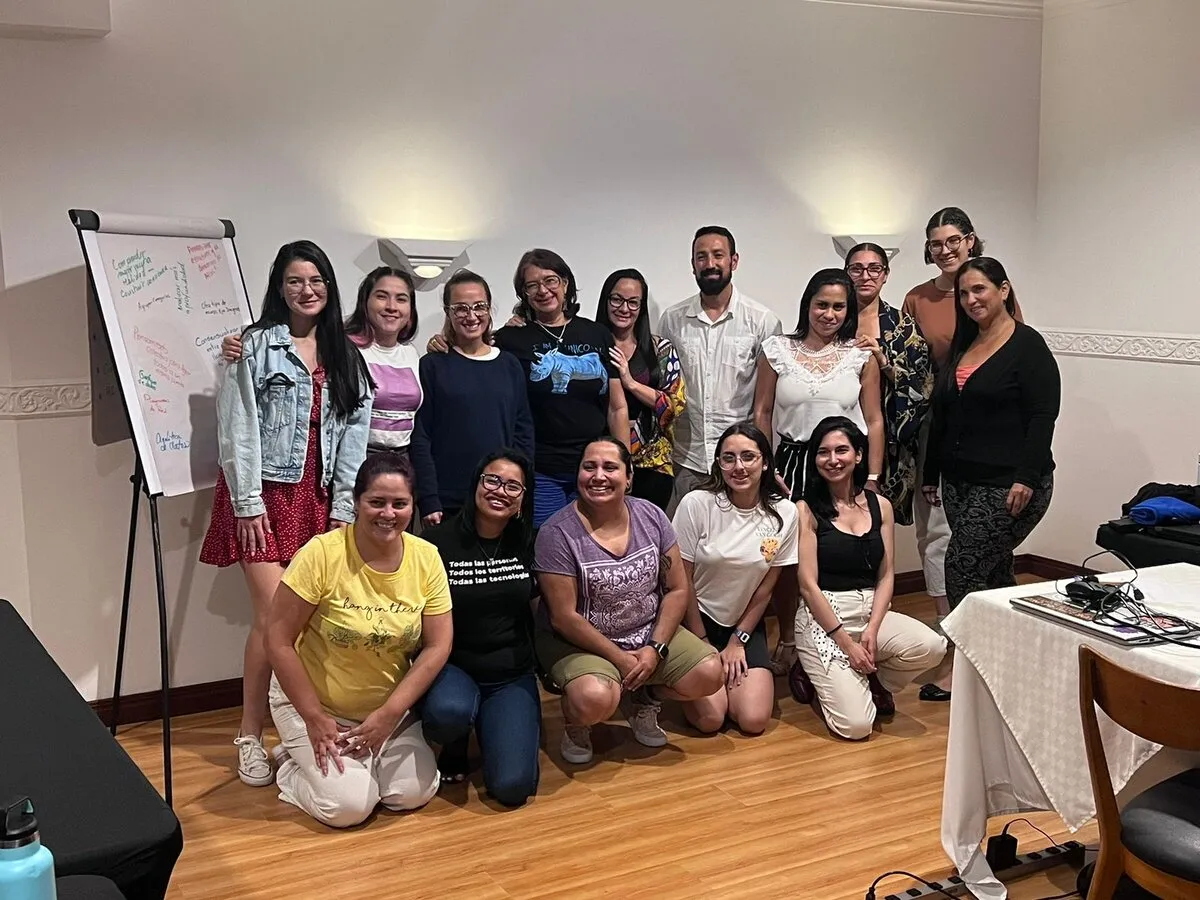 BIT A BIT POR LA EQUIDAD — foto 6 de 6