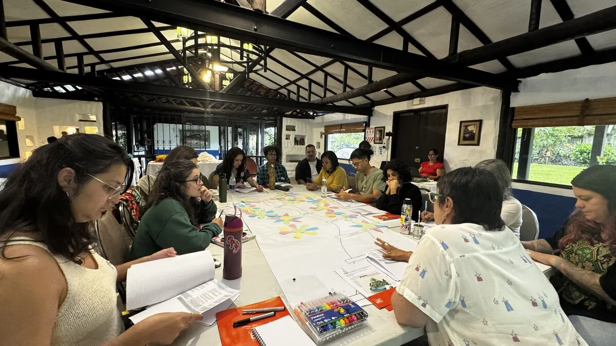 OTRAS FORMAS: INVESTIGACIÓN-ACCIÓN-FEMINISTA Y EMERGENTE EN AMÉRICA LATINA Y EL CARIBE — foto 4 de 9