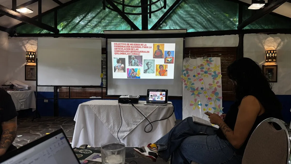 OTRAS FORMAS: INVESTIGACIÓN-ACCIÓN-FEMINISTA Y EMERGENTE EN AMÉRICA LATINA Y EL CARIBE — foto 7 de 9